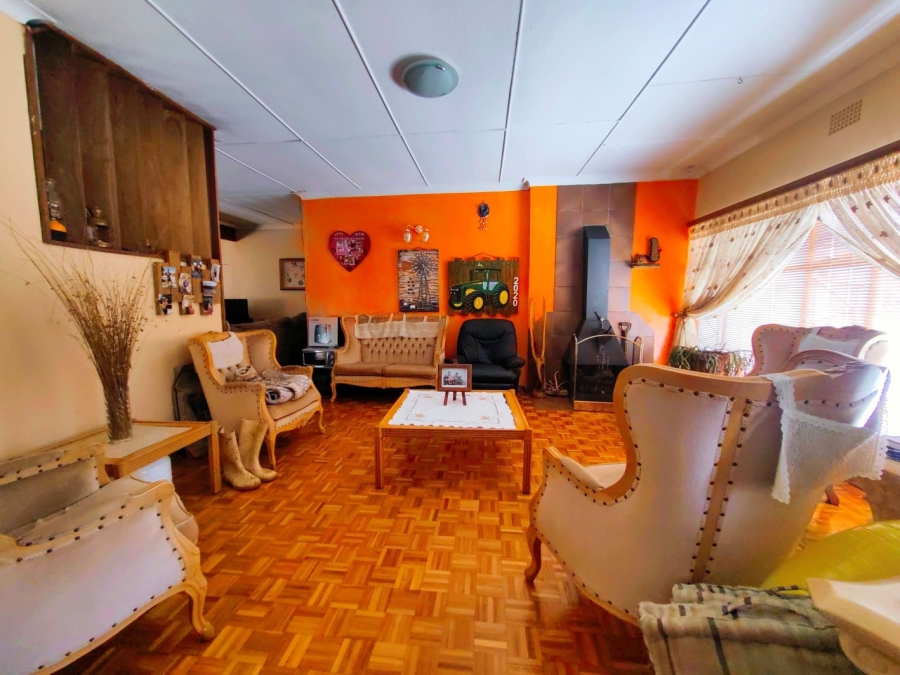 8 Bedroom Property for Sale in Potchefstroom Rural North West